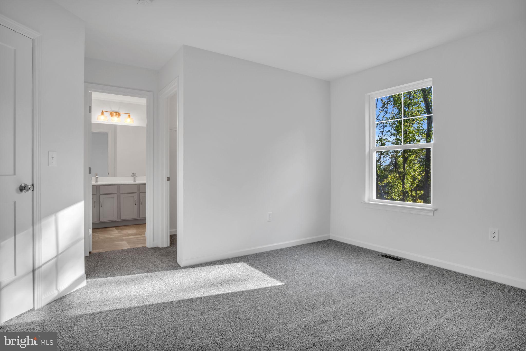 AUTUMN OAKS - Residential