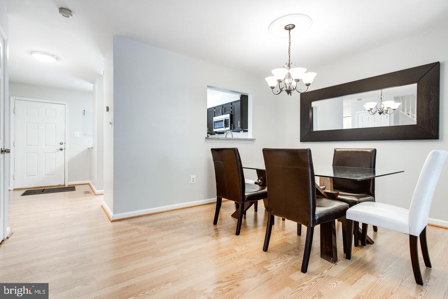 ROLLING BROOK - Residential Lease