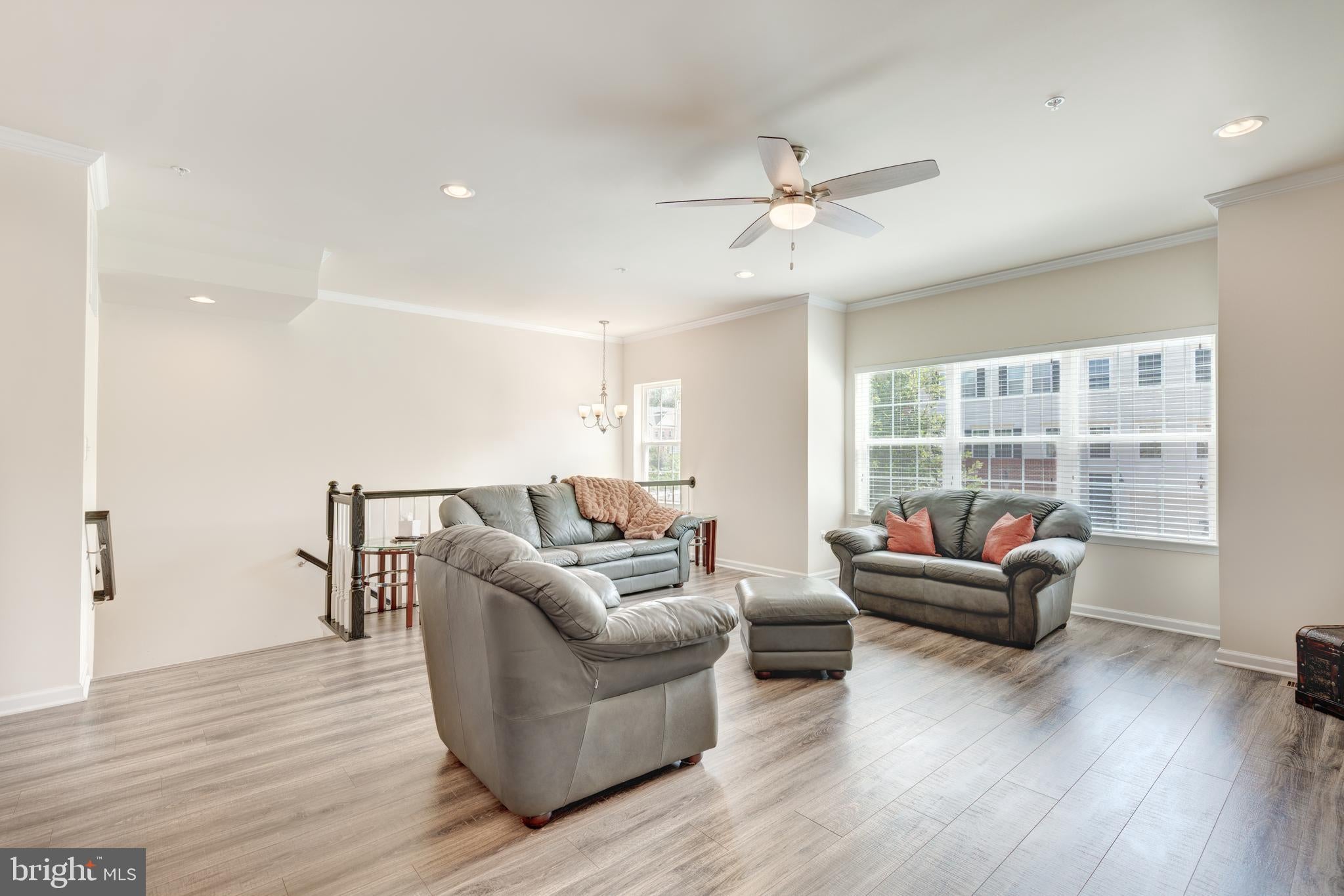7422 TANYARD KNOLL LANE