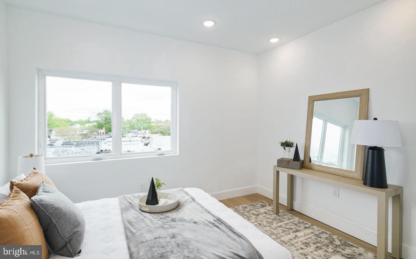 MANTUA - Residential Lease