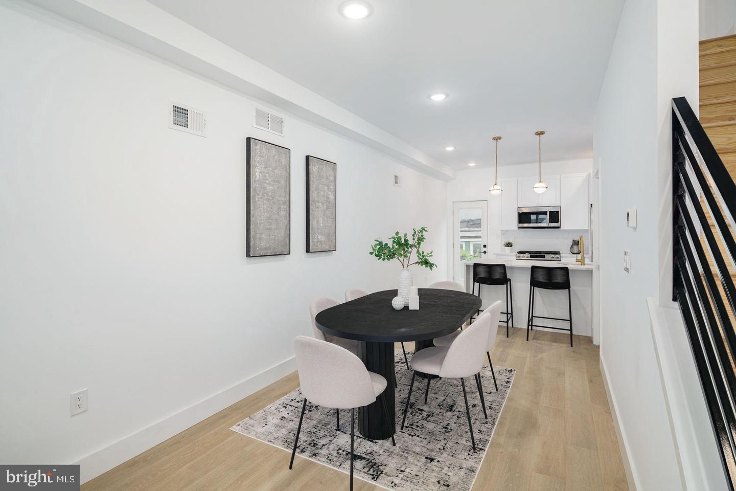 MANTUA - Residential Lease