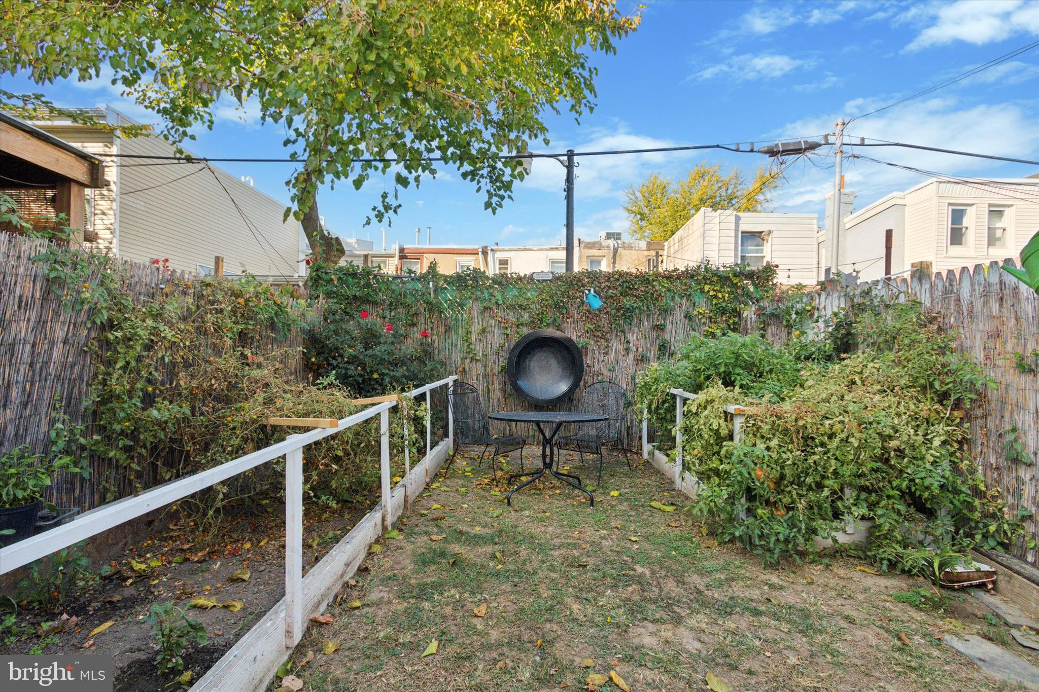 2616 CORAL STREET