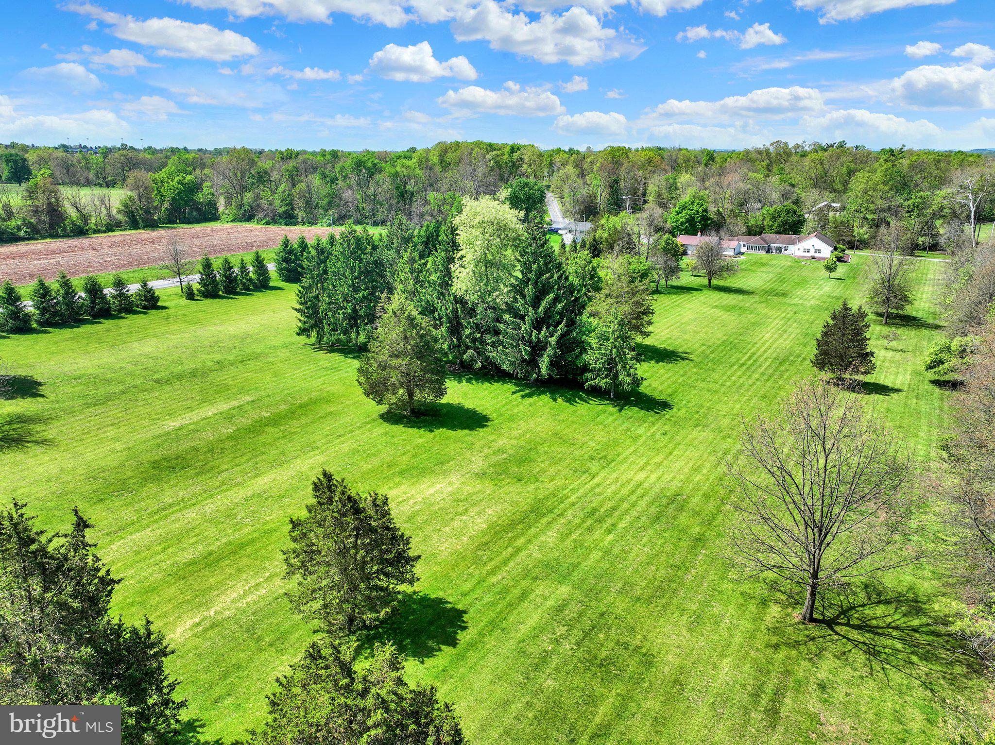 315 700 ROAD