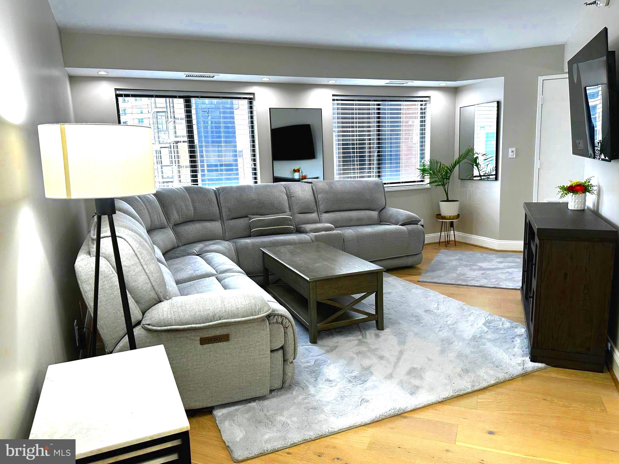 ALTA VISTA CONDO - Residential