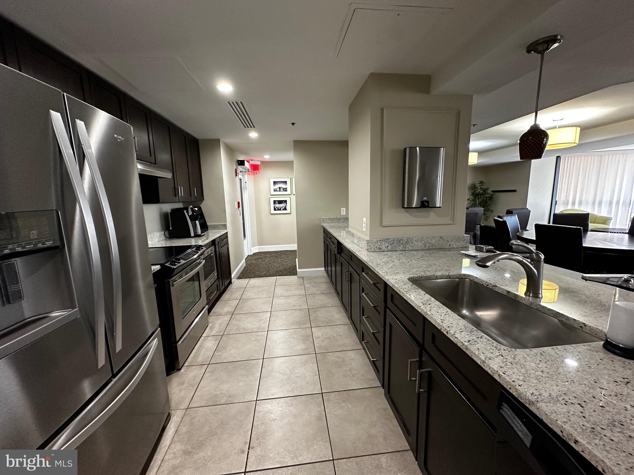 ALTA VISTA CONDO - Residential