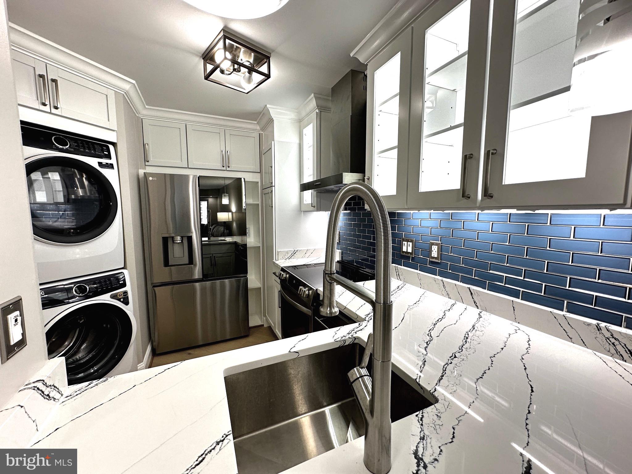 ALTA VISTA CONDO - Residential