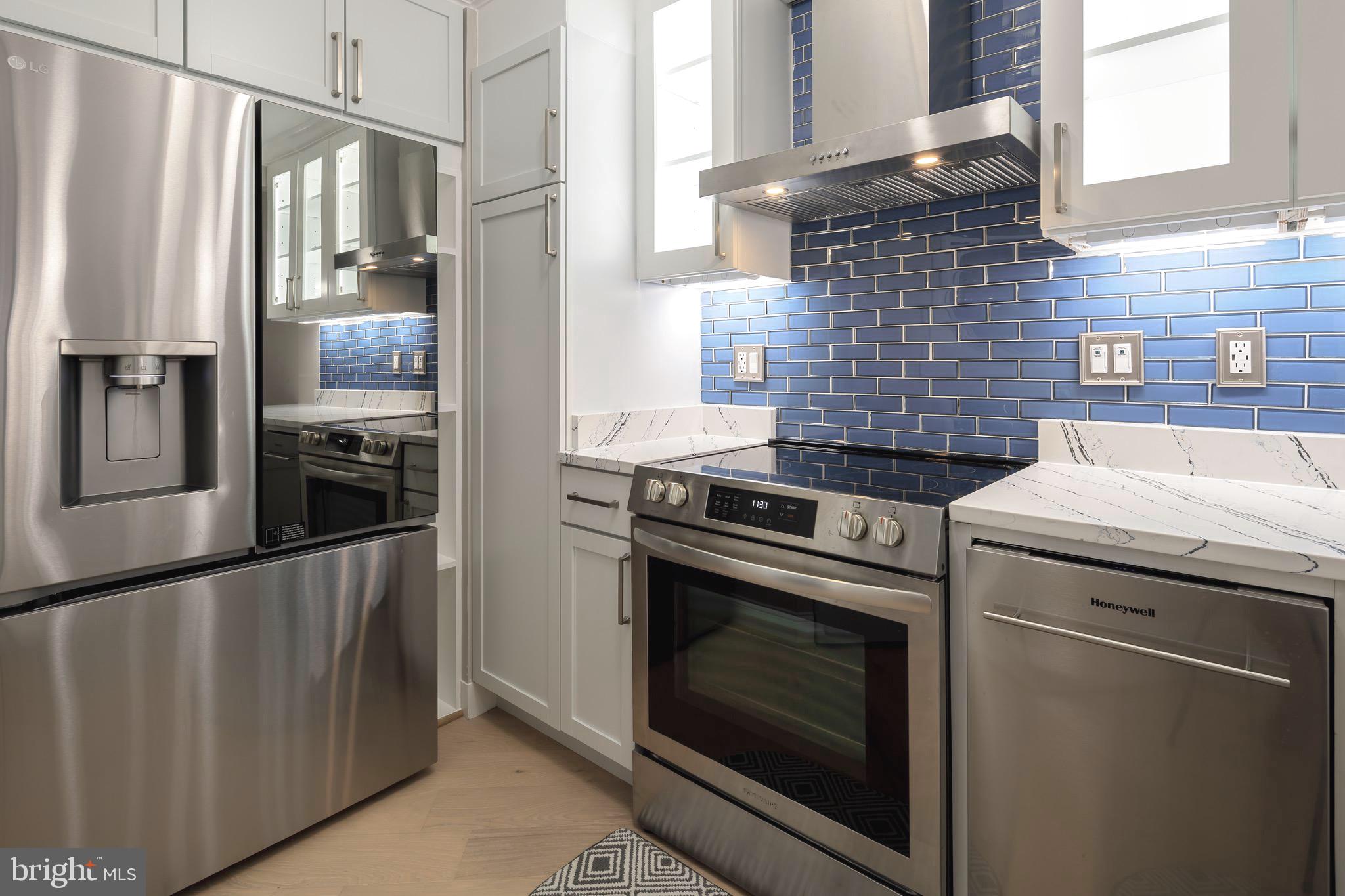 ALTA VISTA CONDO - Residential