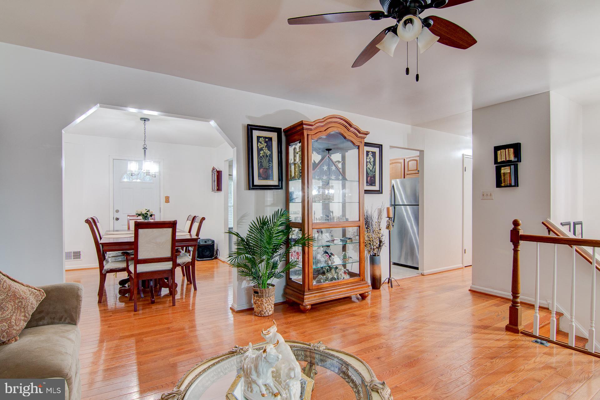 LYNNALAN ACRES - Residential