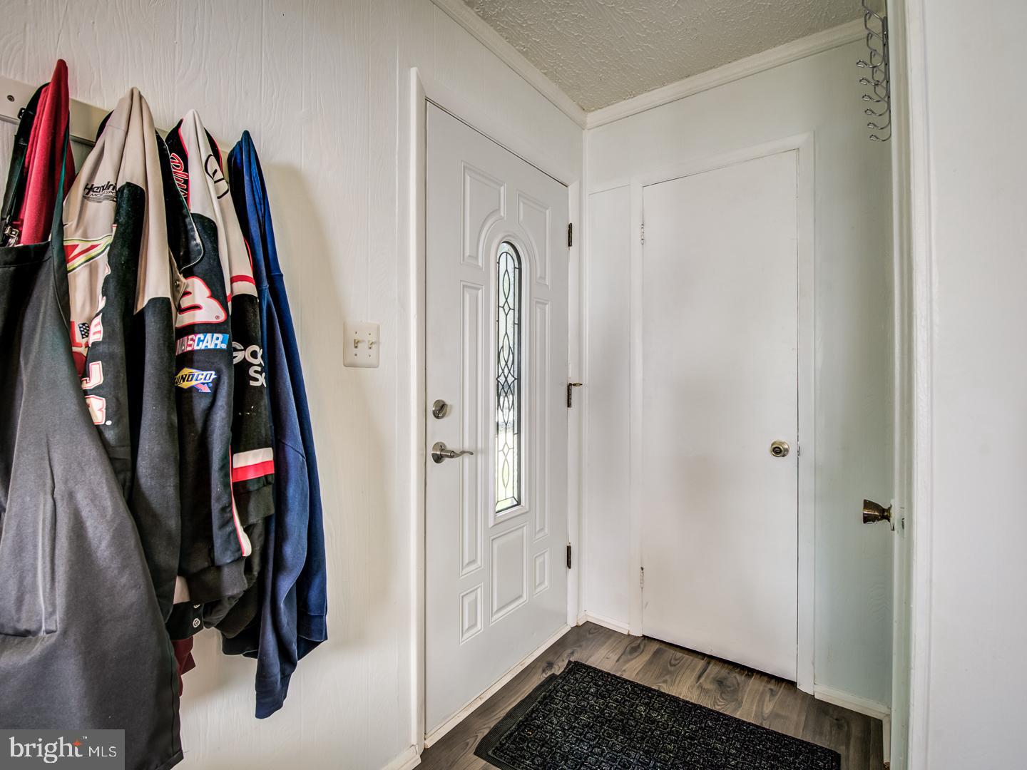 LAUREL - Residential