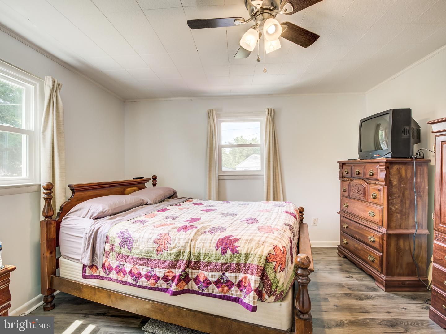 LAUREL - Residential