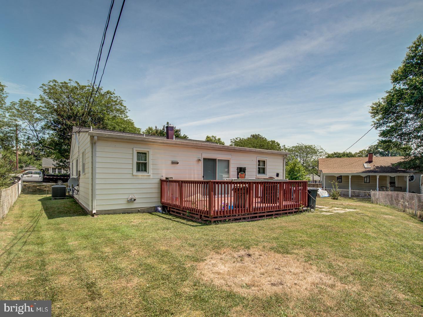 LAUREL - Residential