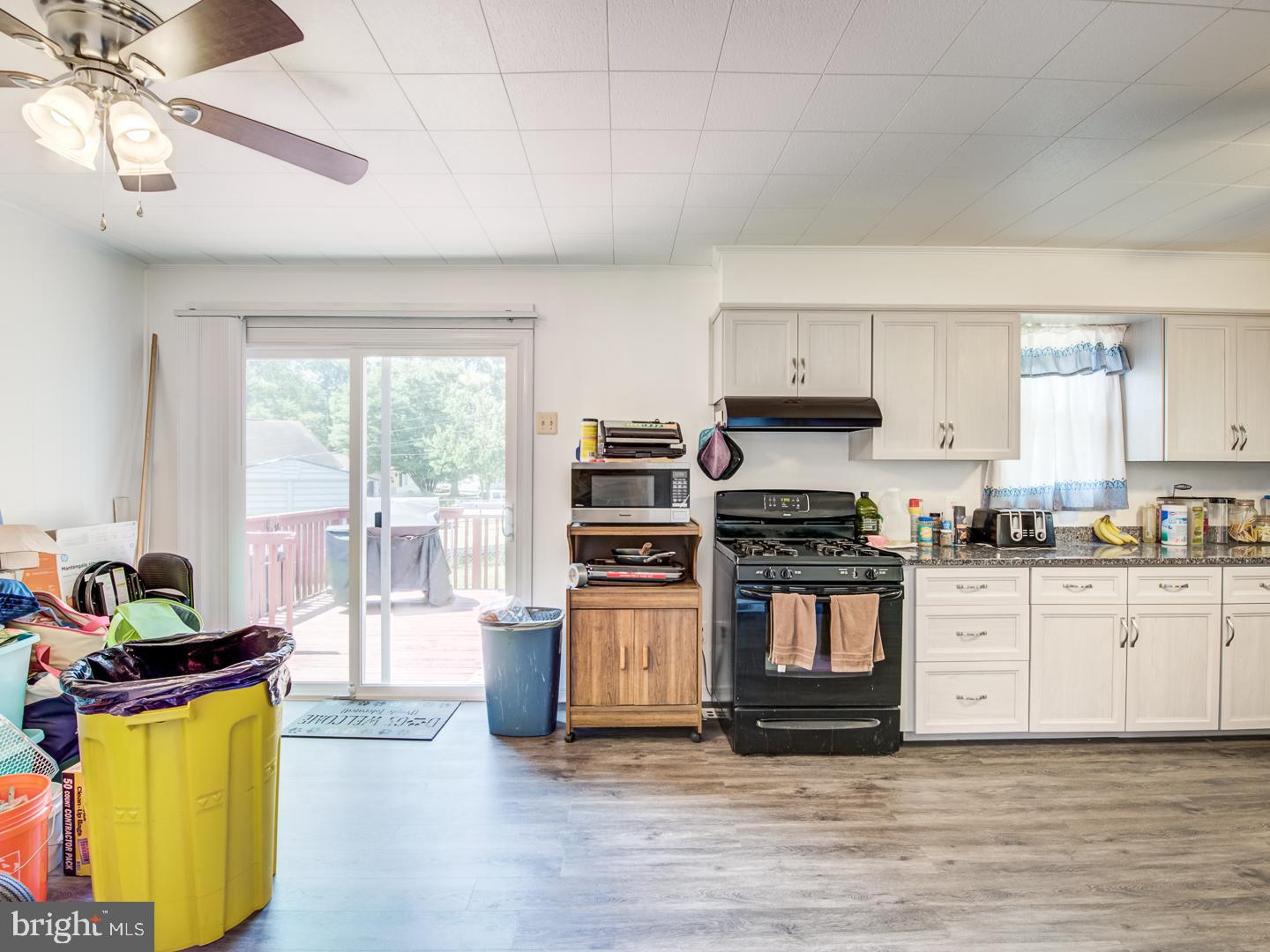 LAUREL - Residential