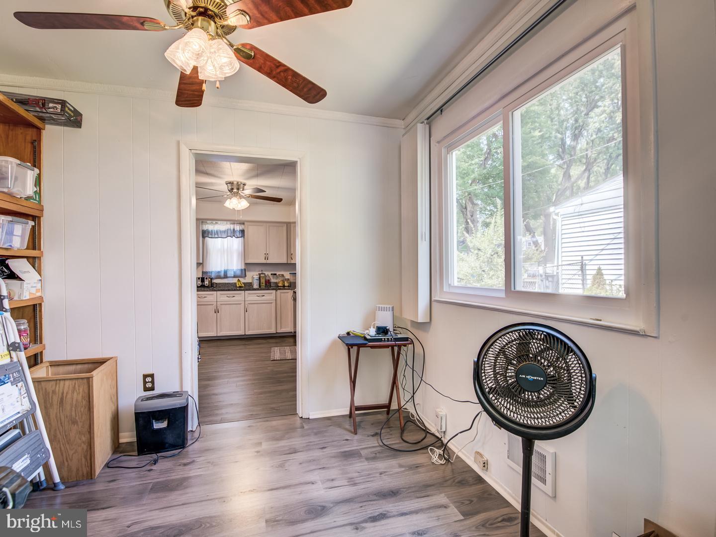 LAUREL - Residential