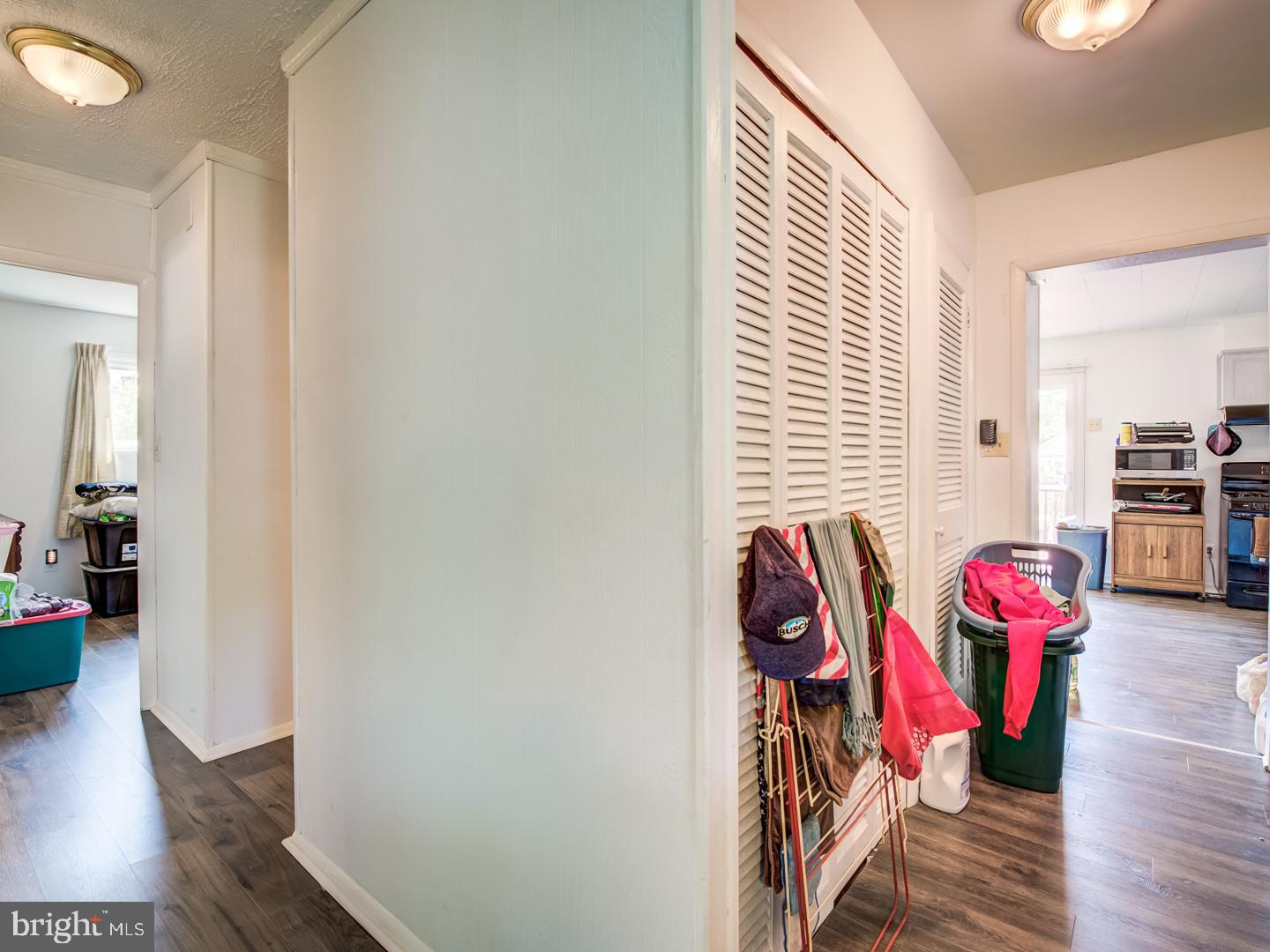 LAUREL - Residential