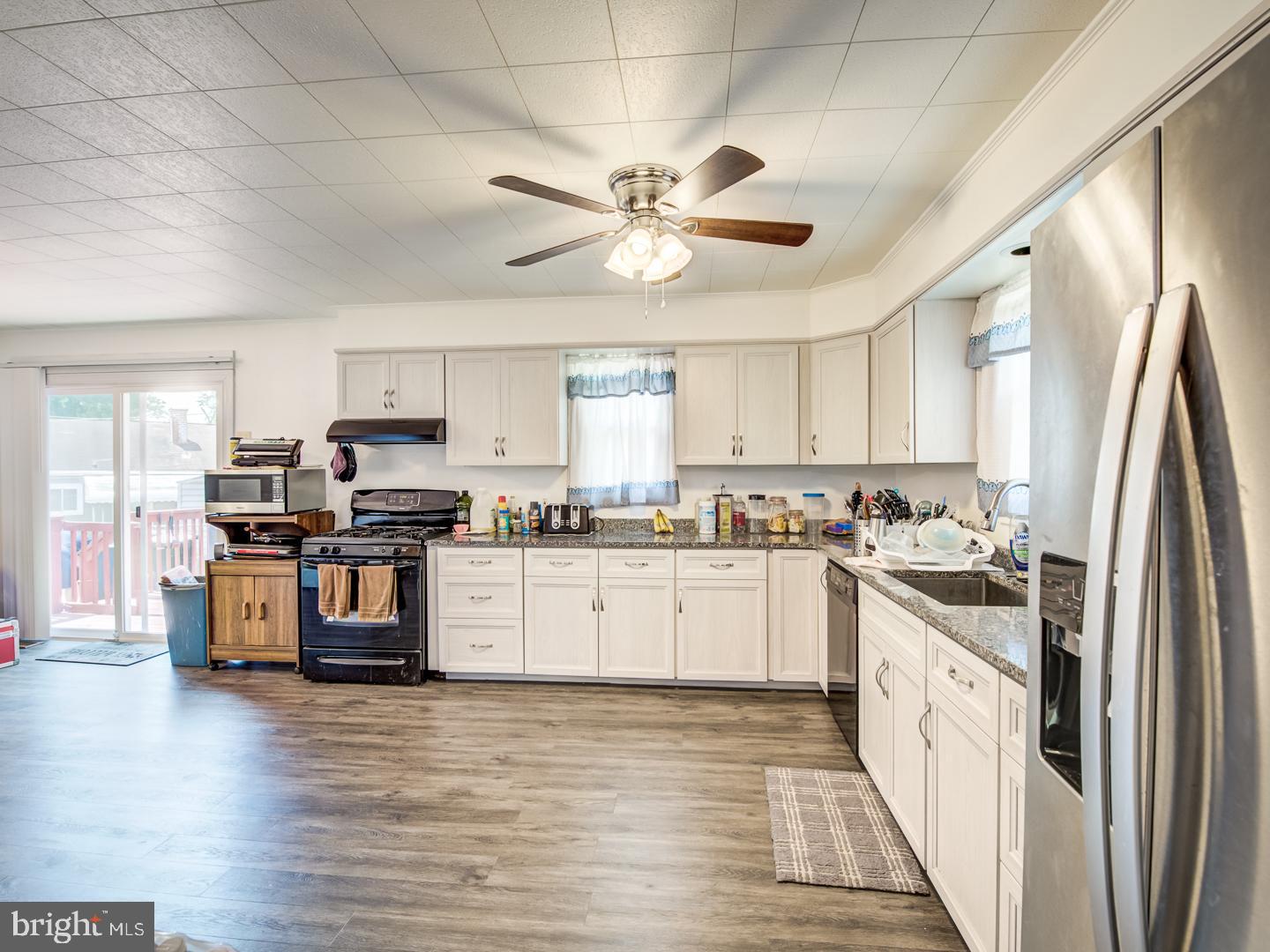 LAUREL - Residential