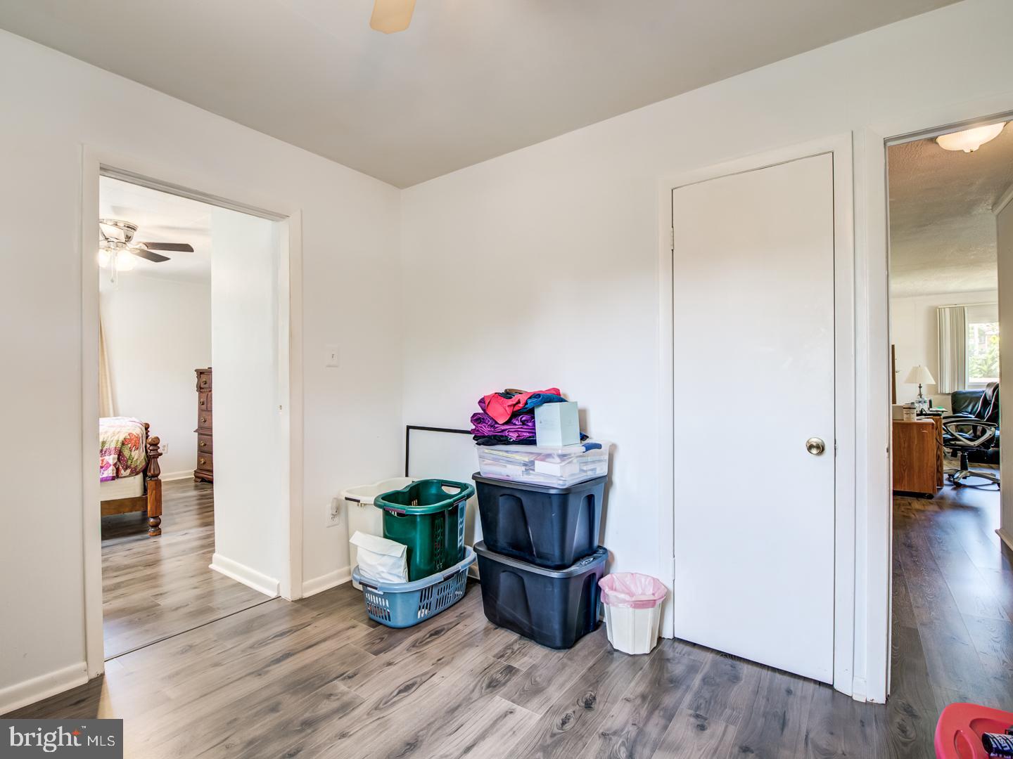 LAUREL - Residential