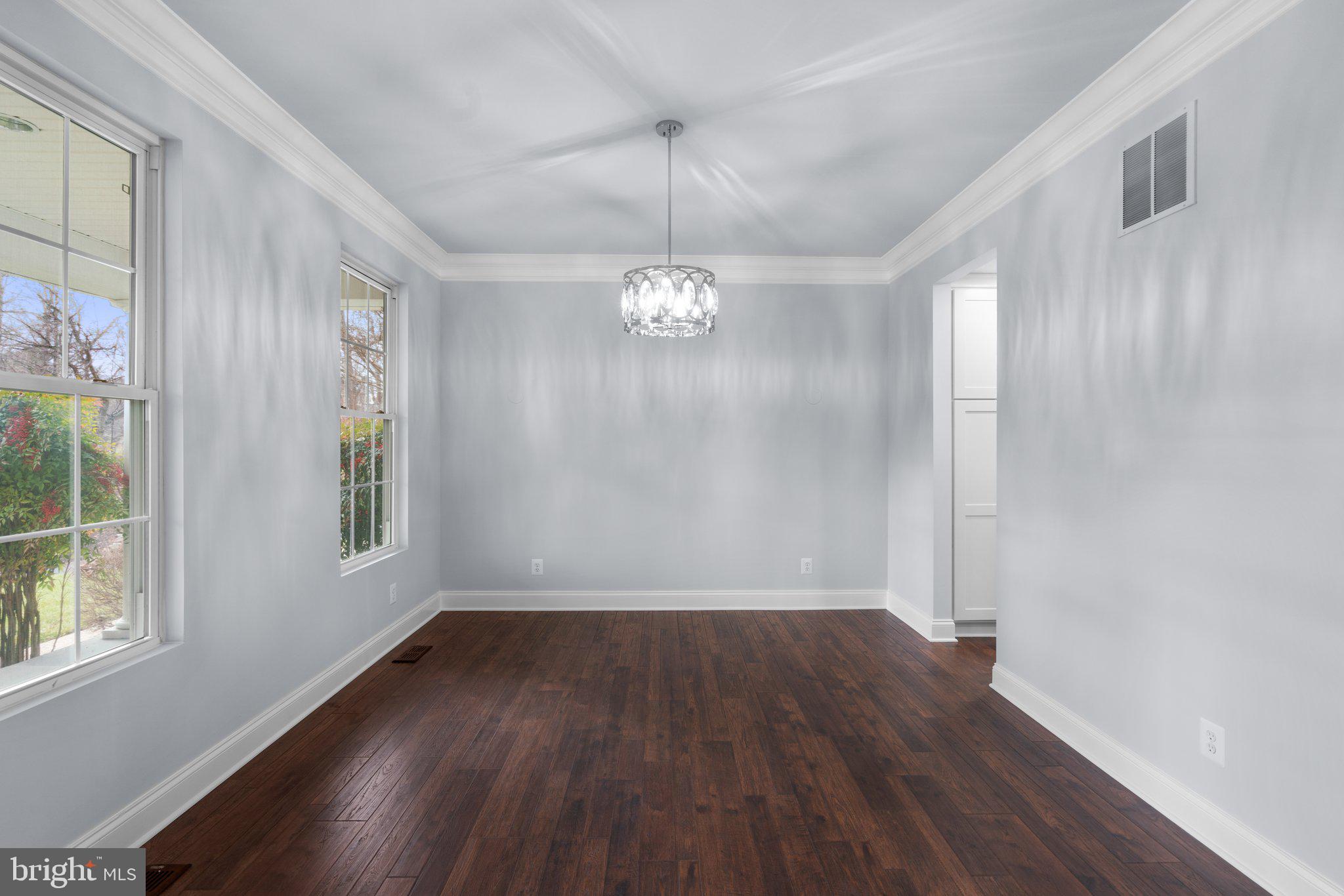 OLD COURT - Residential