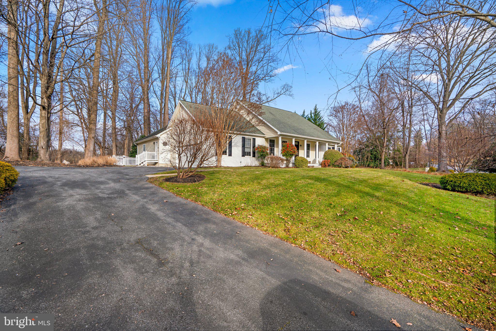 OLD COURT - Residential