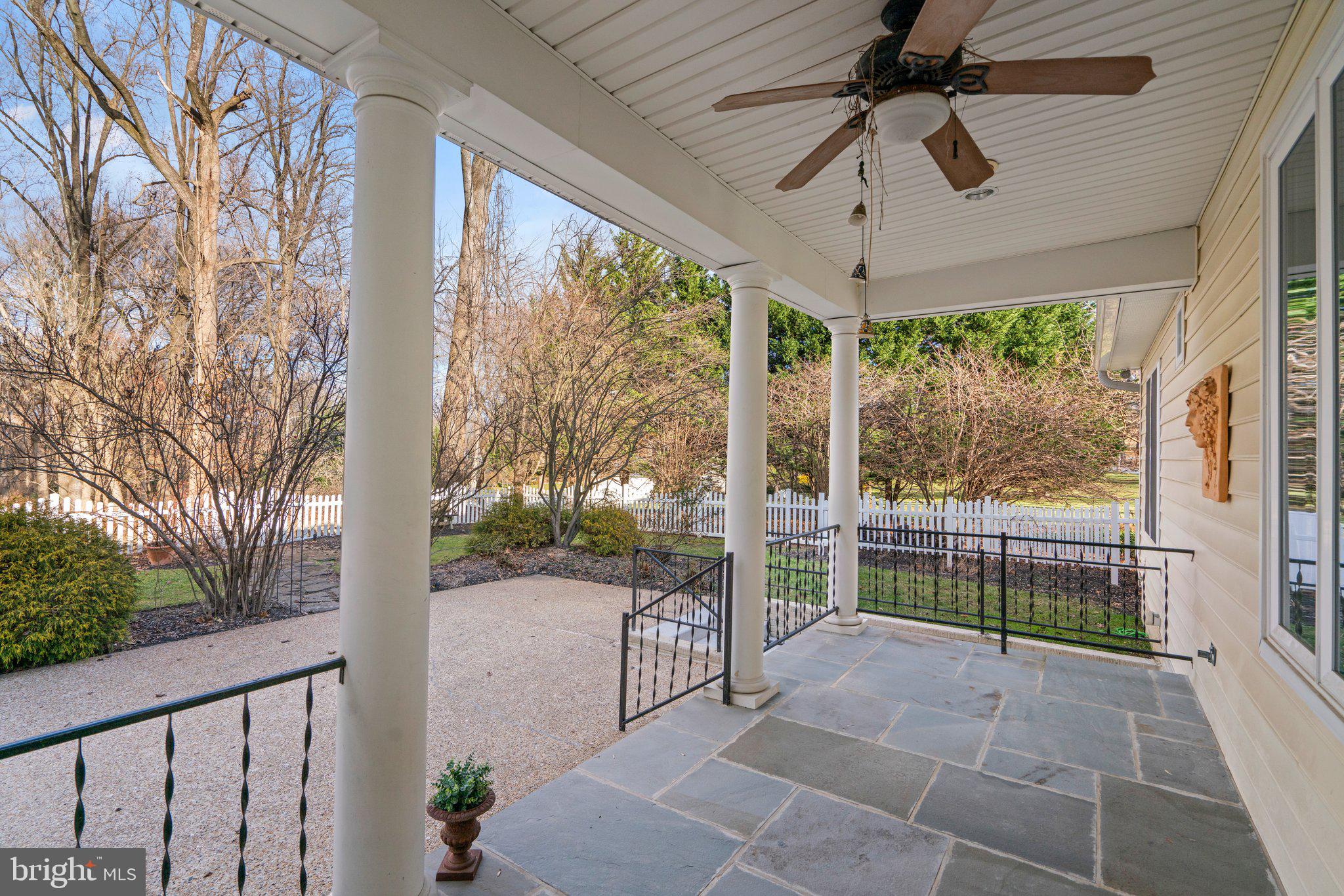 OLD COURT - Residential