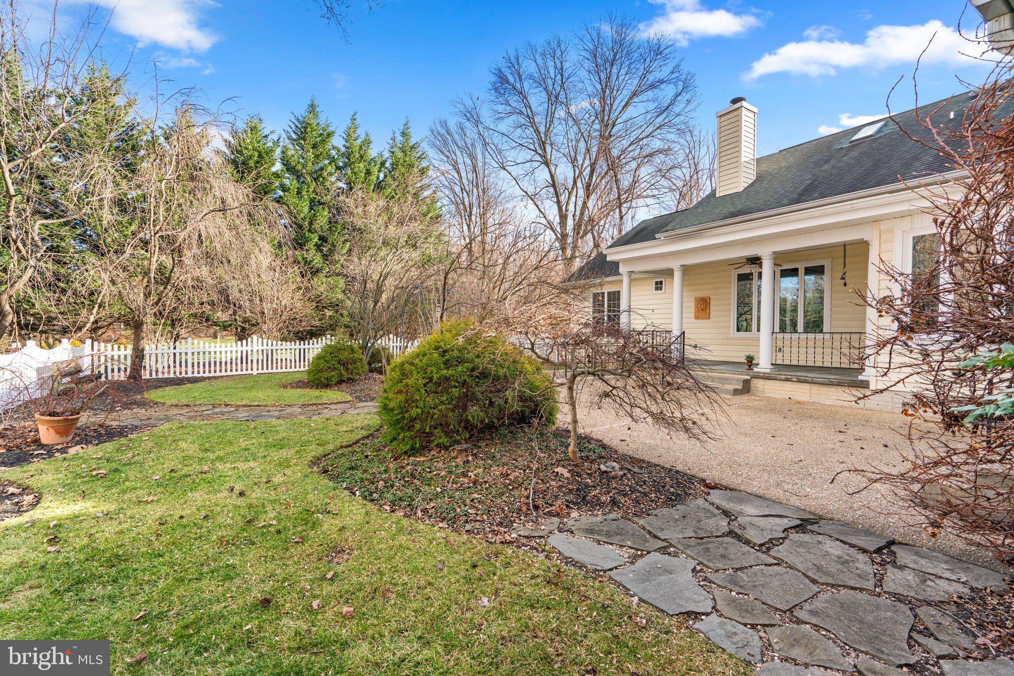 OLD COURT - Residential