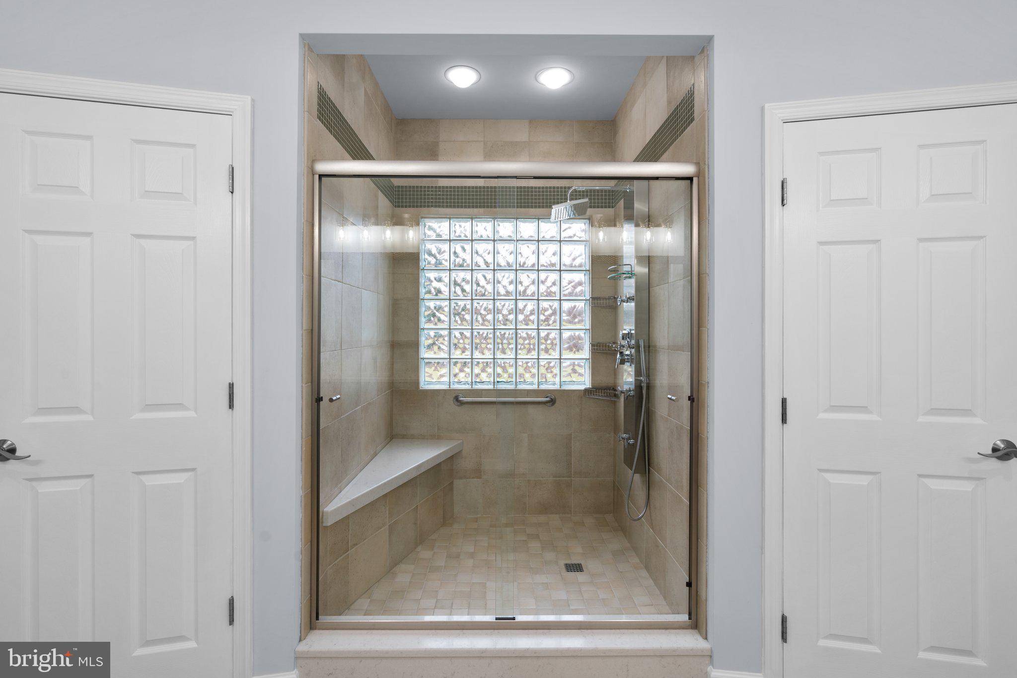 OLD COURT - Residential