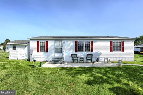 Photo of 246 BUTTERCUP DR, NEW PROVIDENCE, PA 17560 (MLS # PALA2034836)