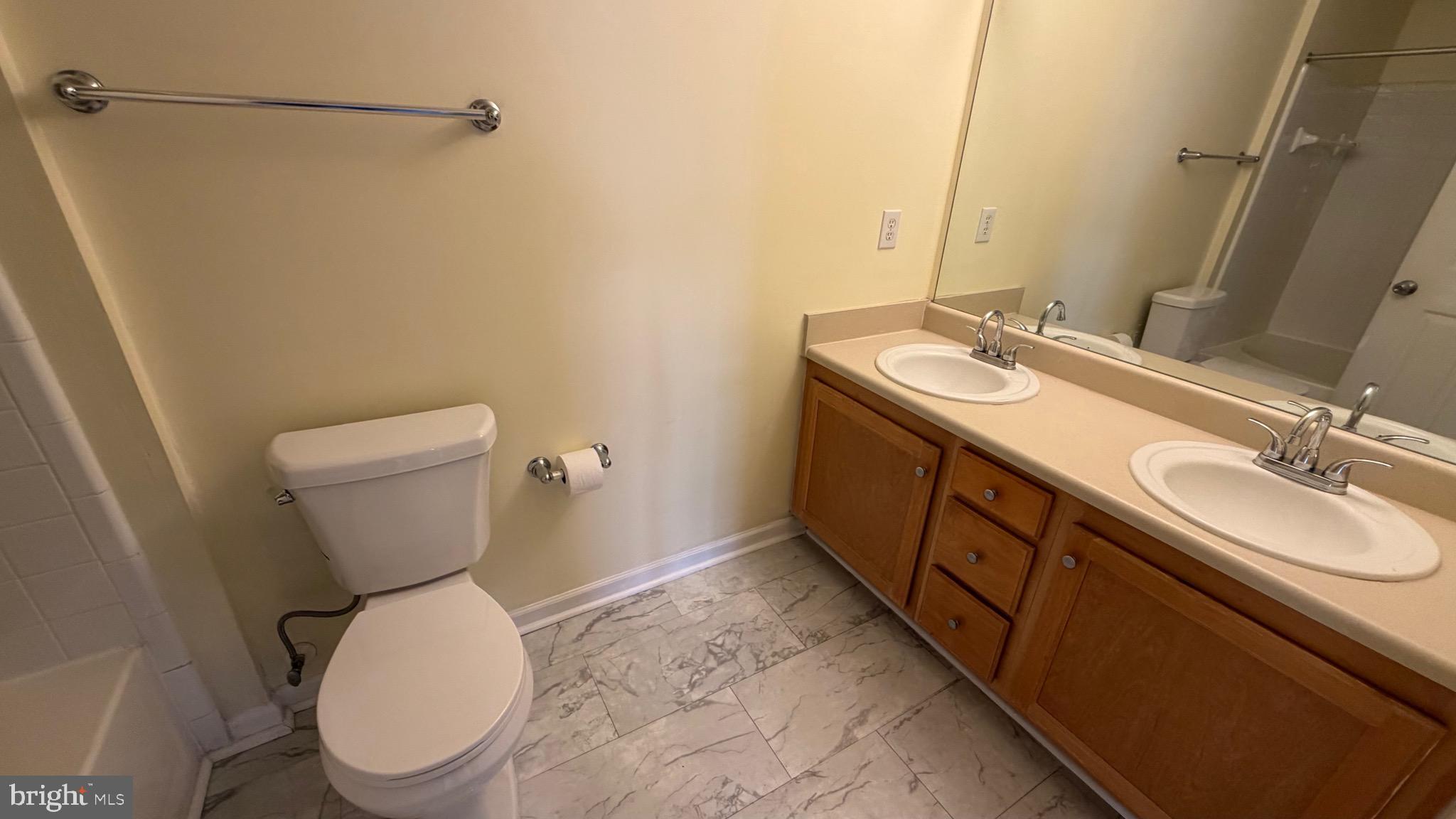 RIVERBEND CONDOS - Residential