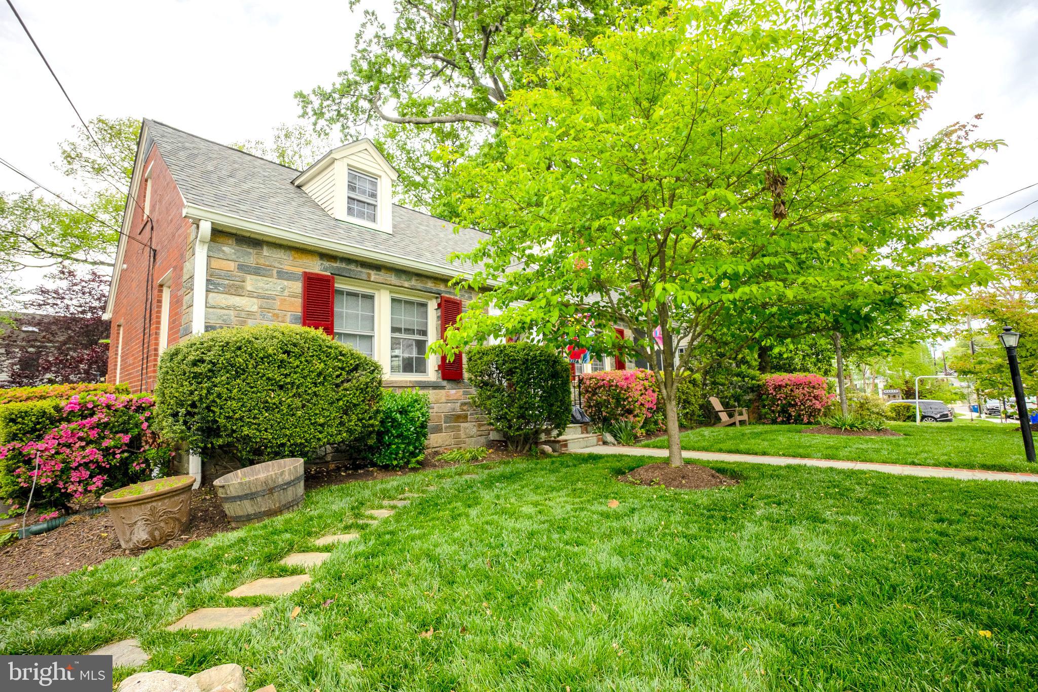 GLENBROOK VILLAGE - Residential