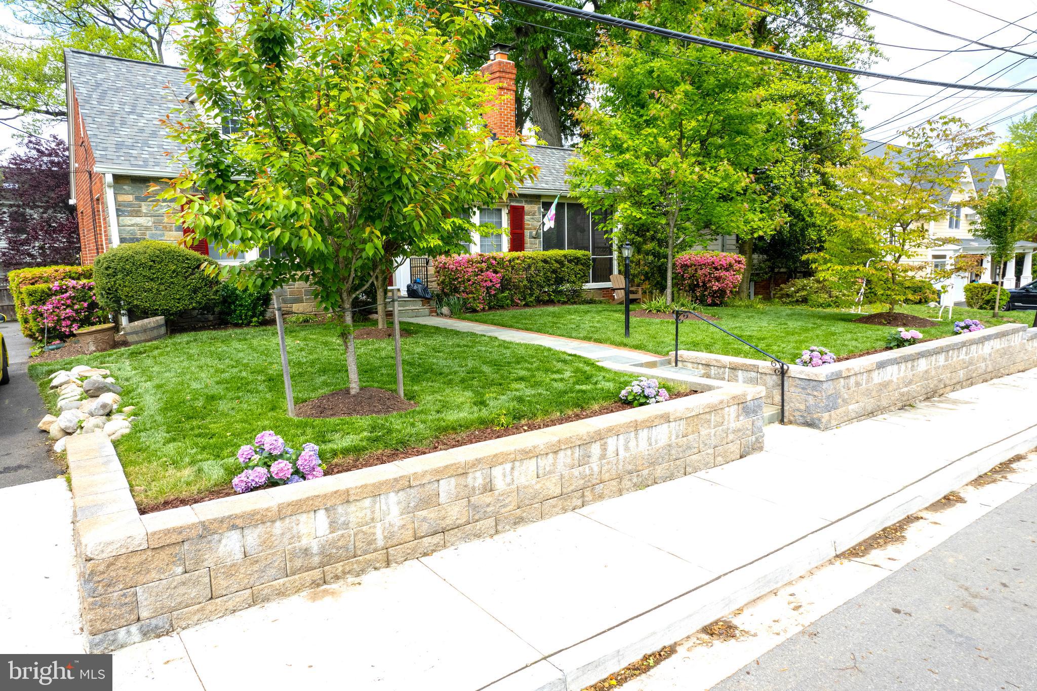 GLENBROOK VILLAGE - Residential