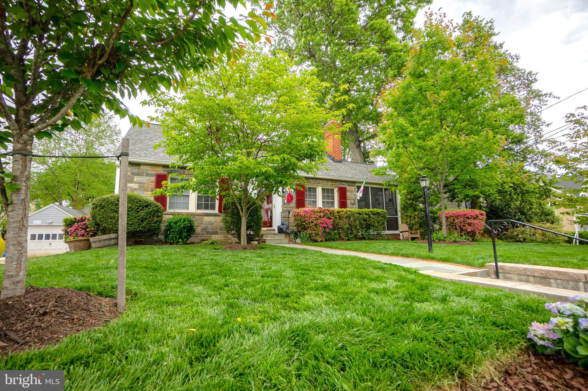 GLENBROOK VILLAGE - Residential