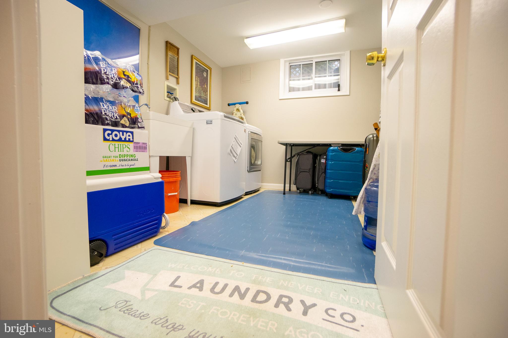 GLENBROOK VILLAGE - Residential