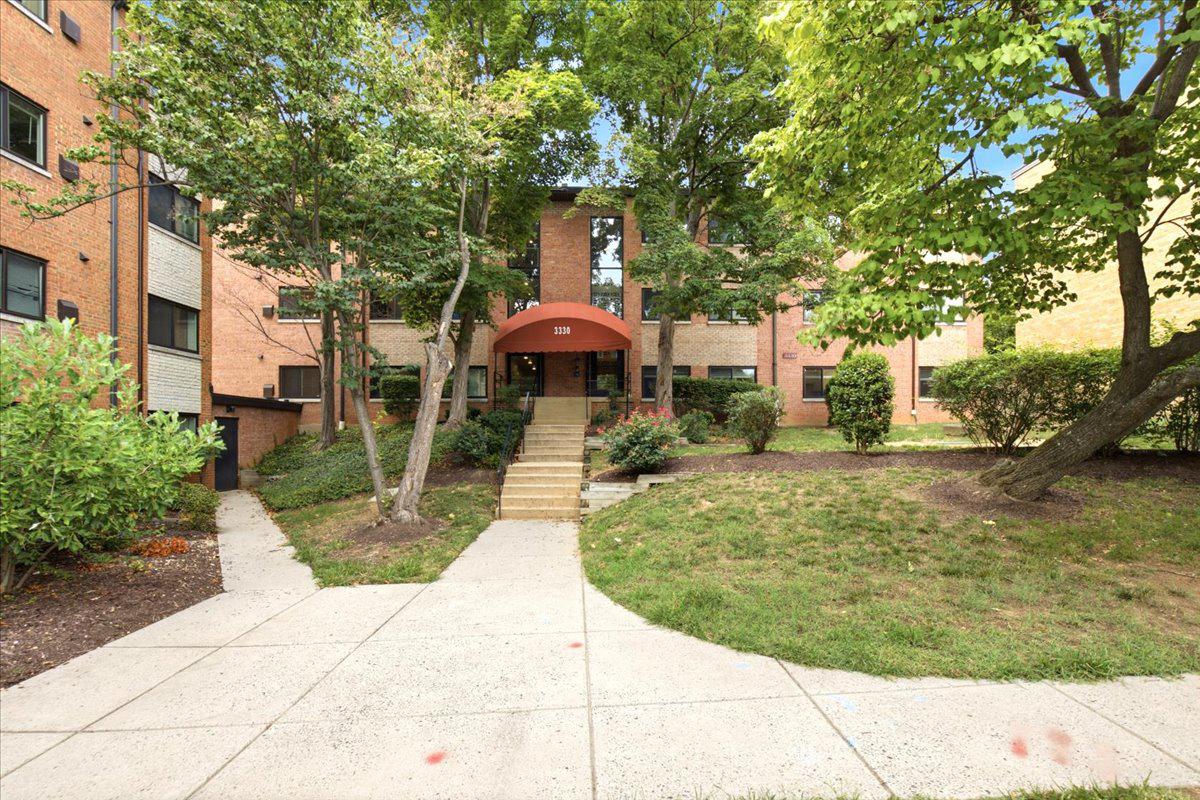 3330 S 28TH STREET 204