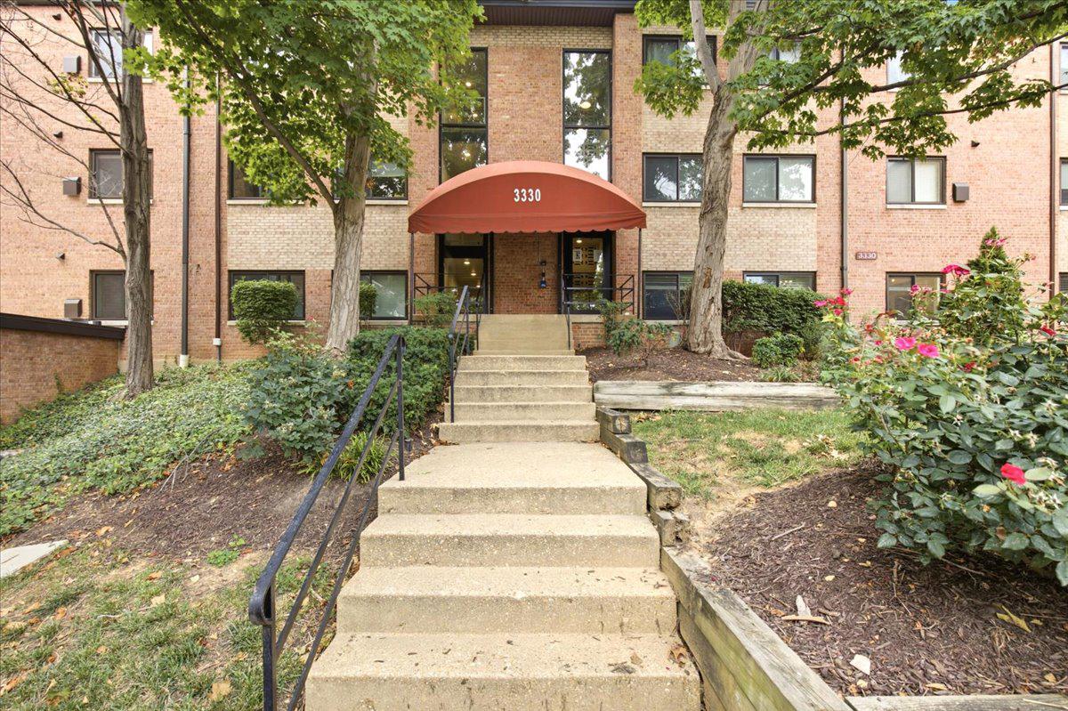 3330 S 28TH STREET 204