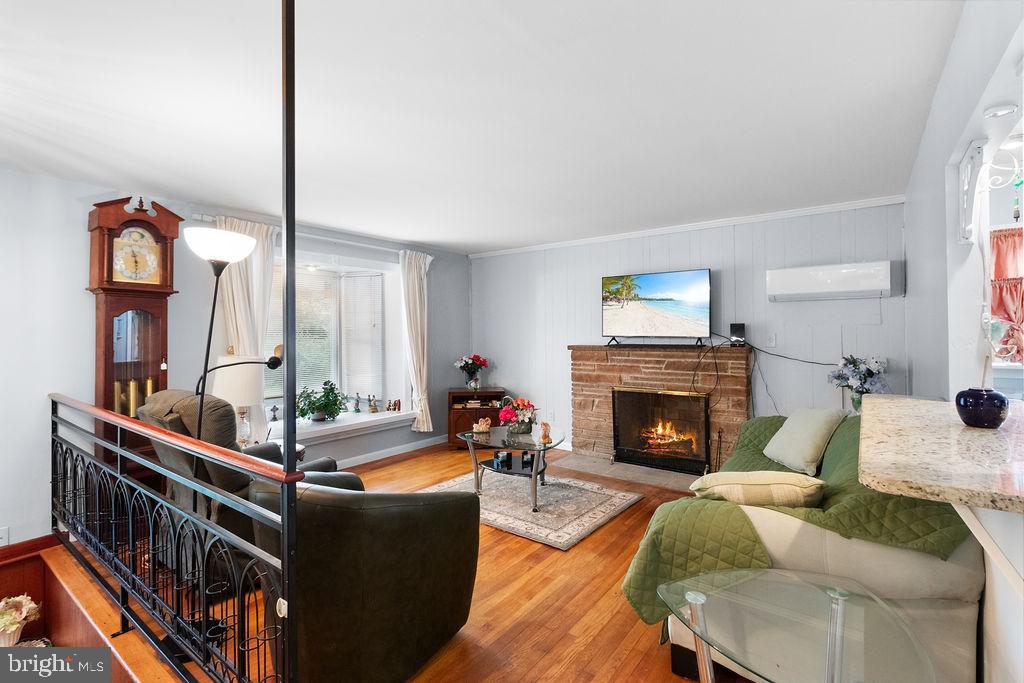 DARNESTOWN OUTSIDE - Residential