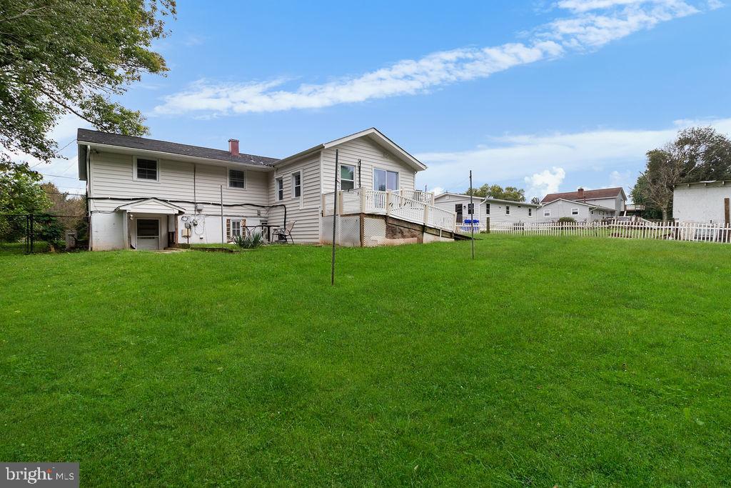 DARNESTOWN OUTSIDE - Residential