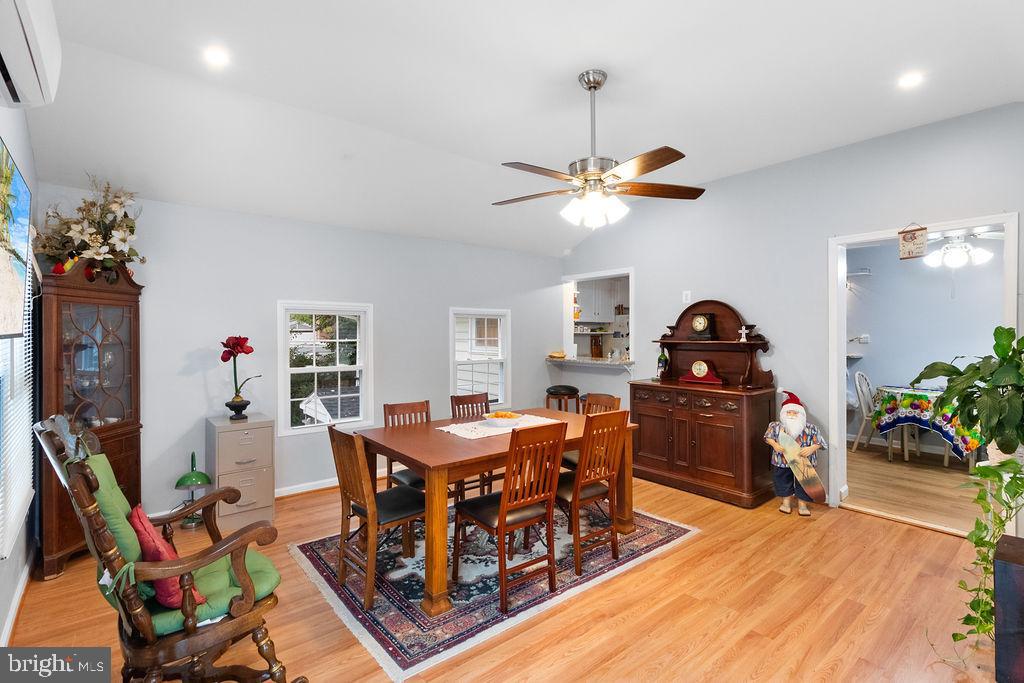 DARNESTOWN OUTSIDE - Residential