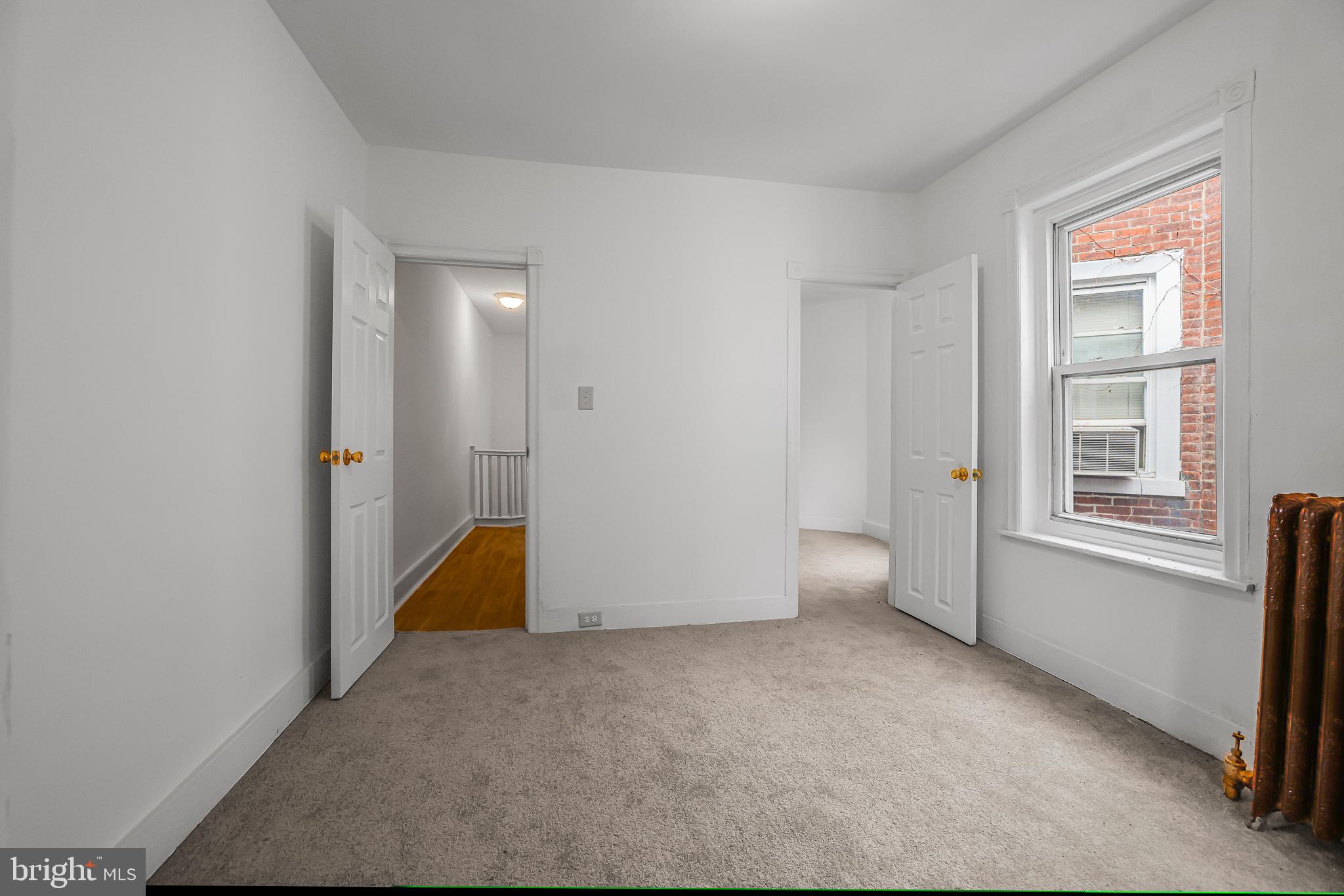 PHILADELPHIA (WEST) - Residential