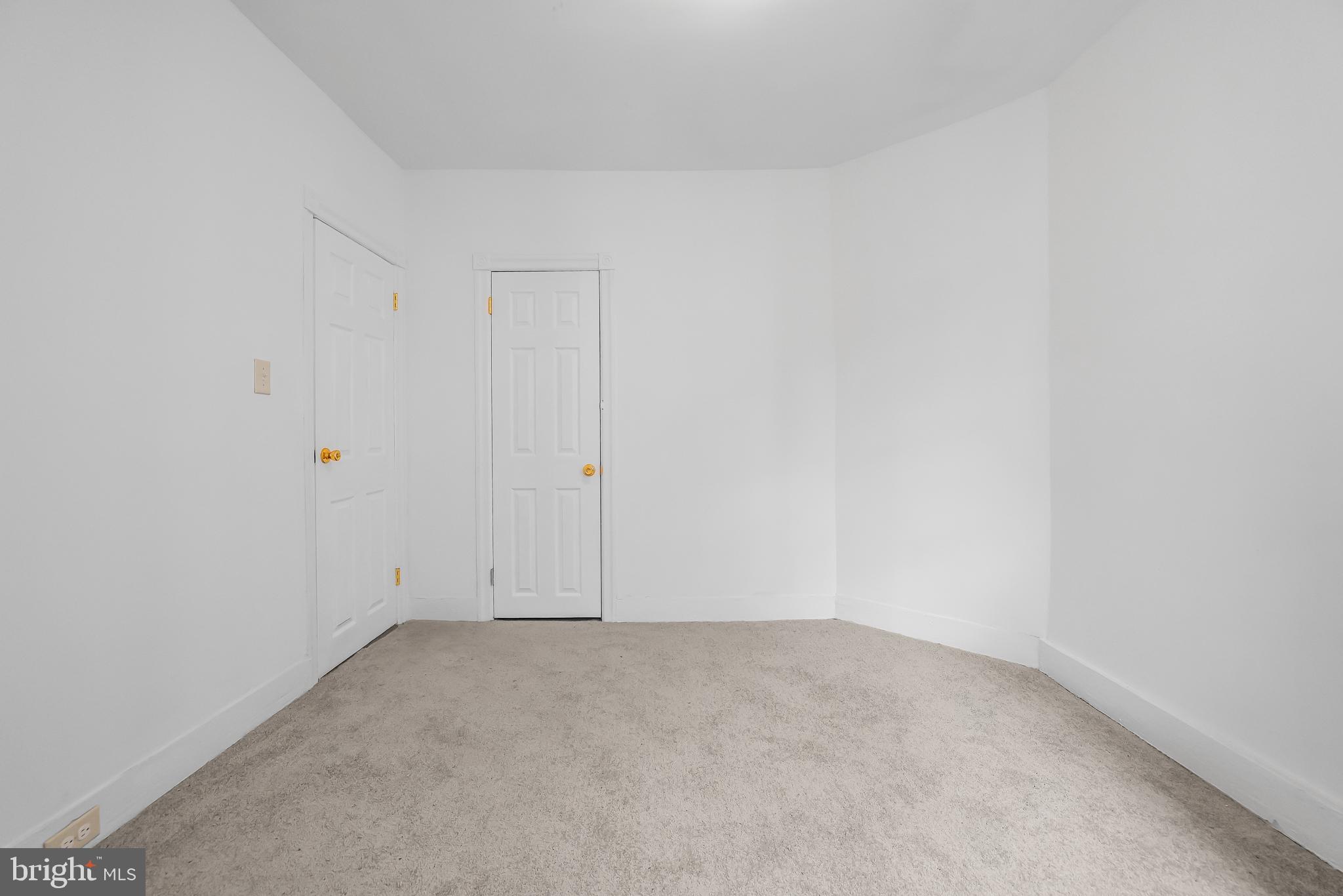 PHILADELPHIA (WEST) - Residential