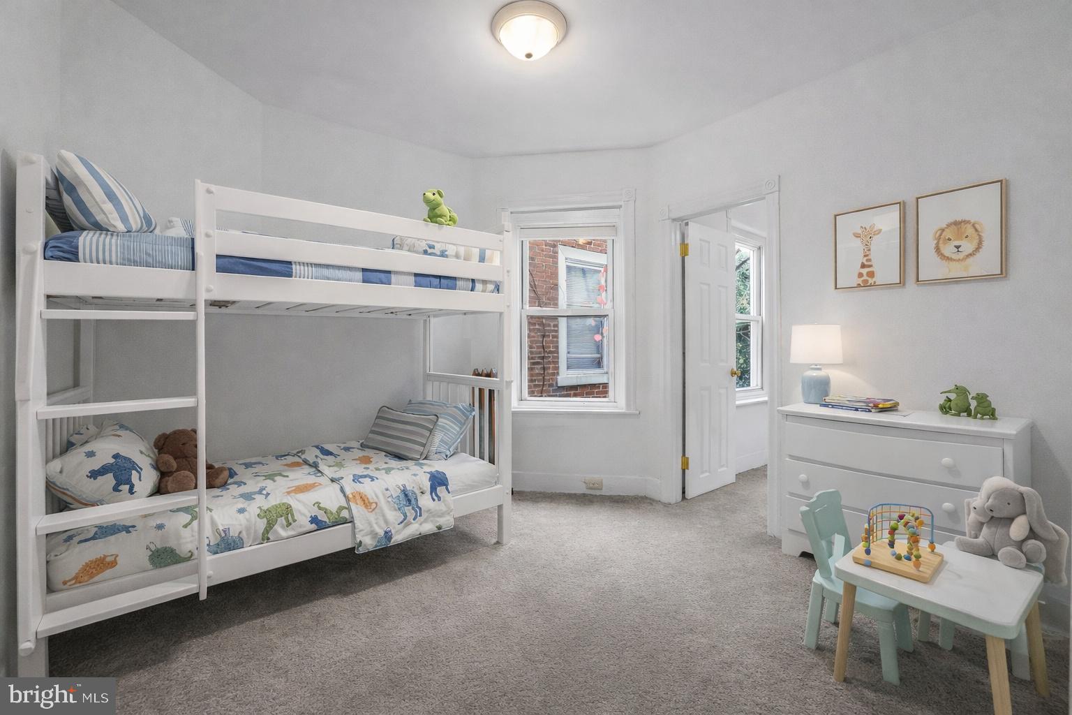 PHILADELPHIA (WEST) - Residential