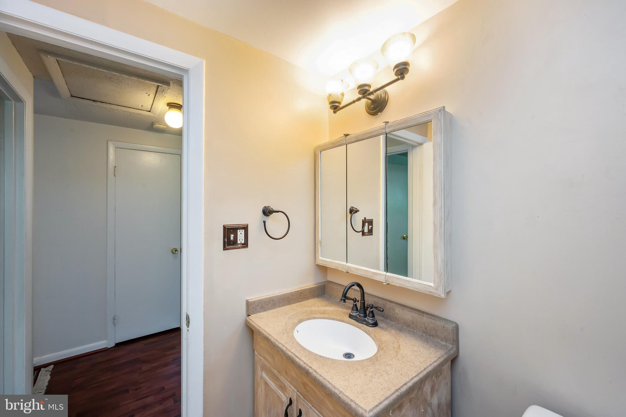 DALE CITY - Residential