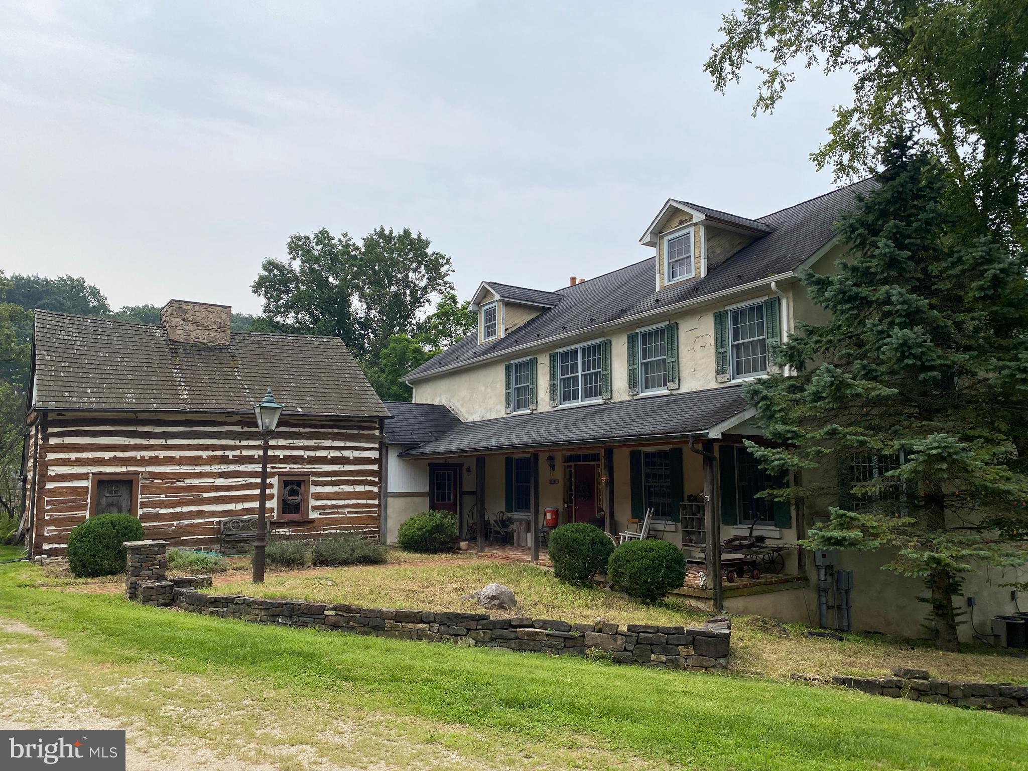 SADDLE RIDGE - Residential