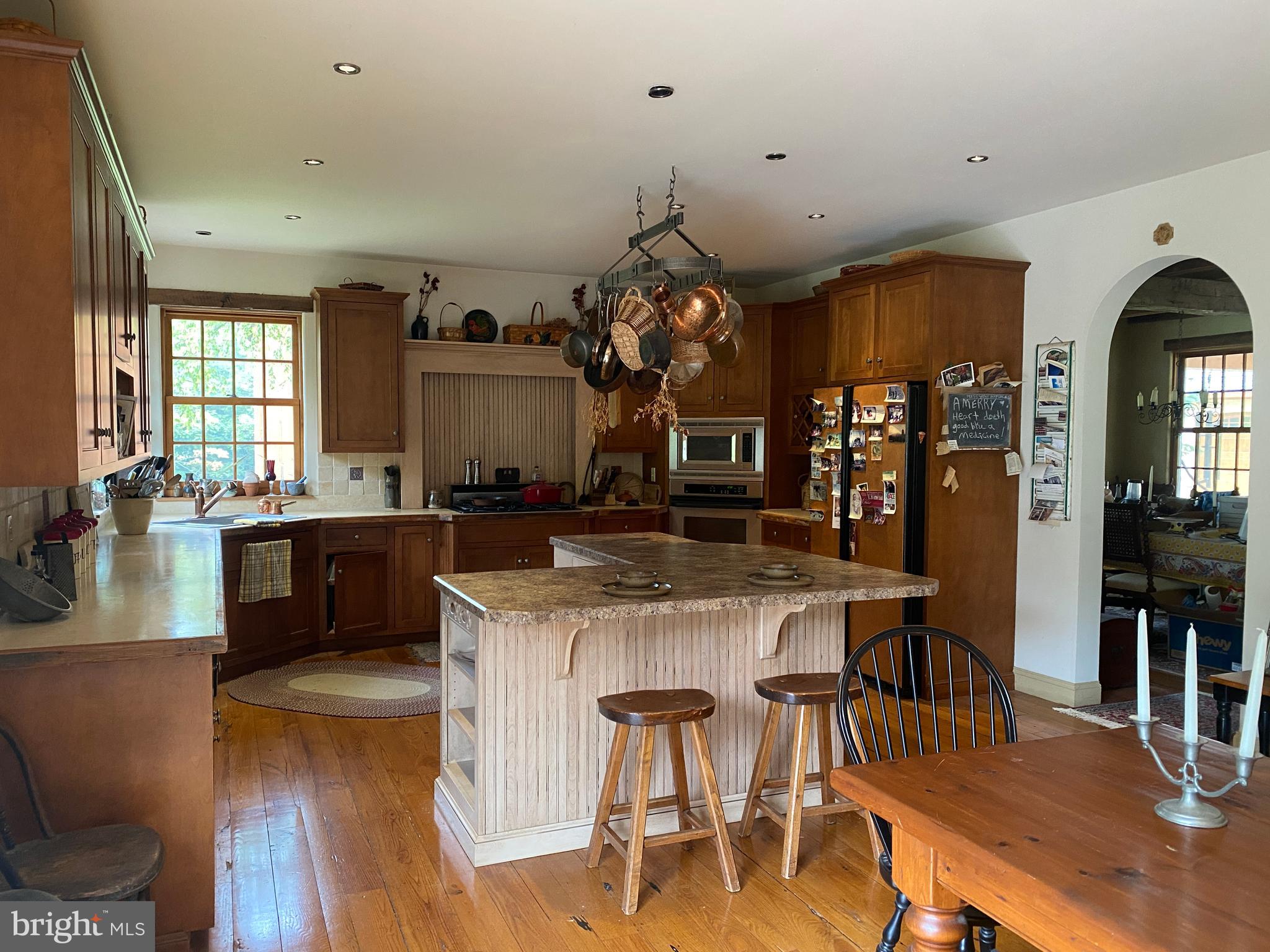 SADDLE RIDGE - Residential