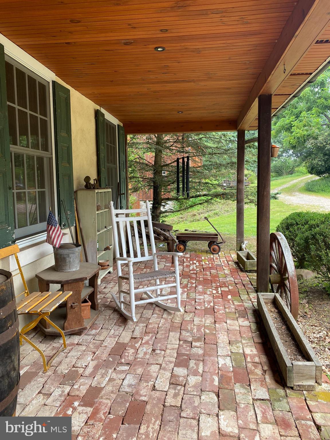 SADDLE RIDGE - Residential