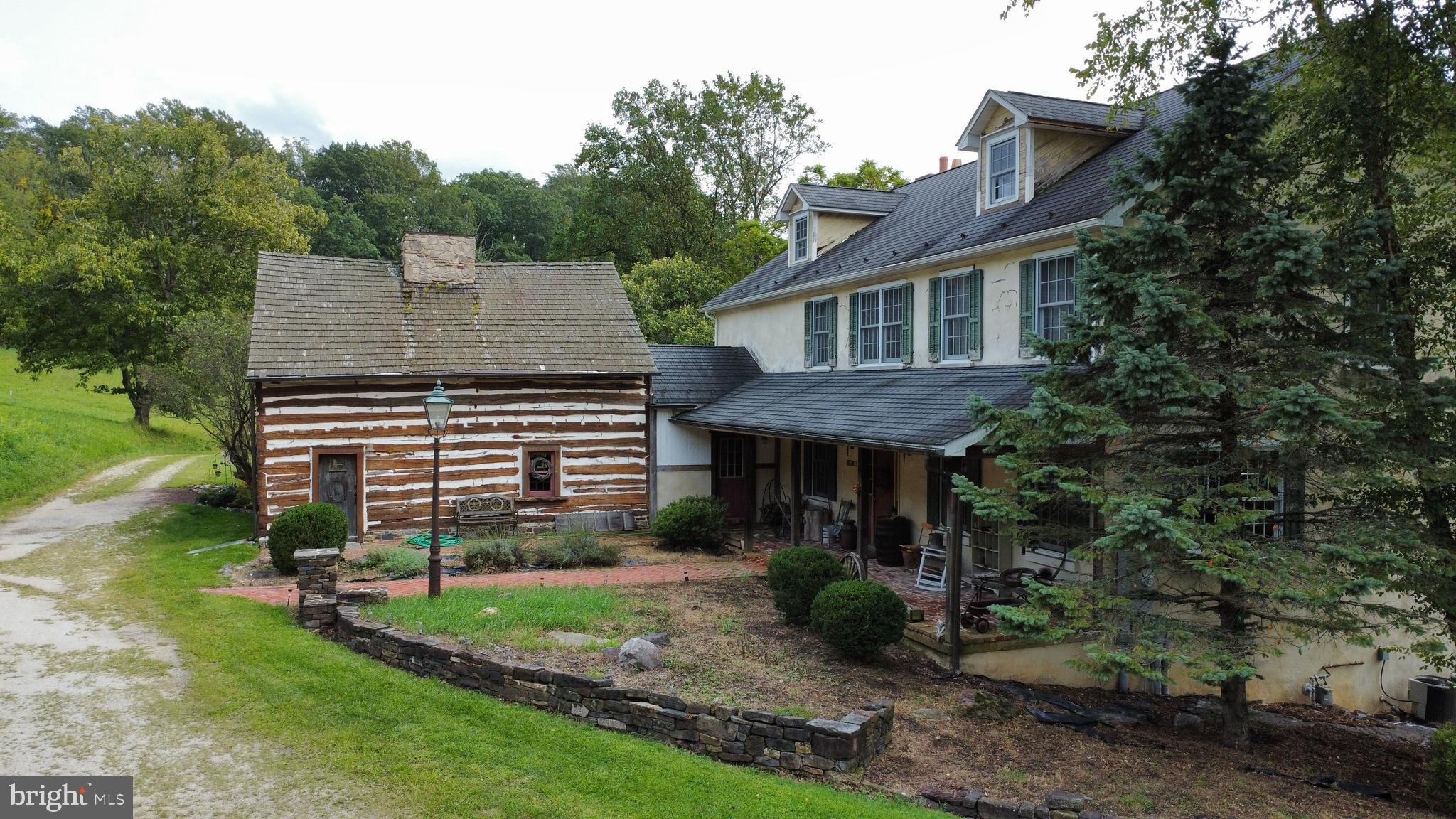 SADDLE RIDGE - Residential