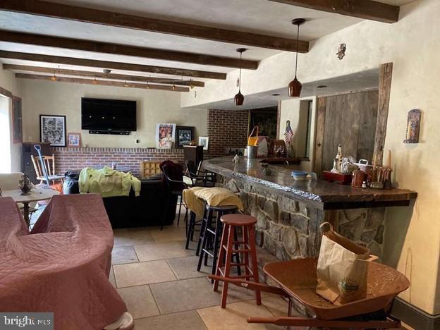 SADDLE RIDGE - Residential