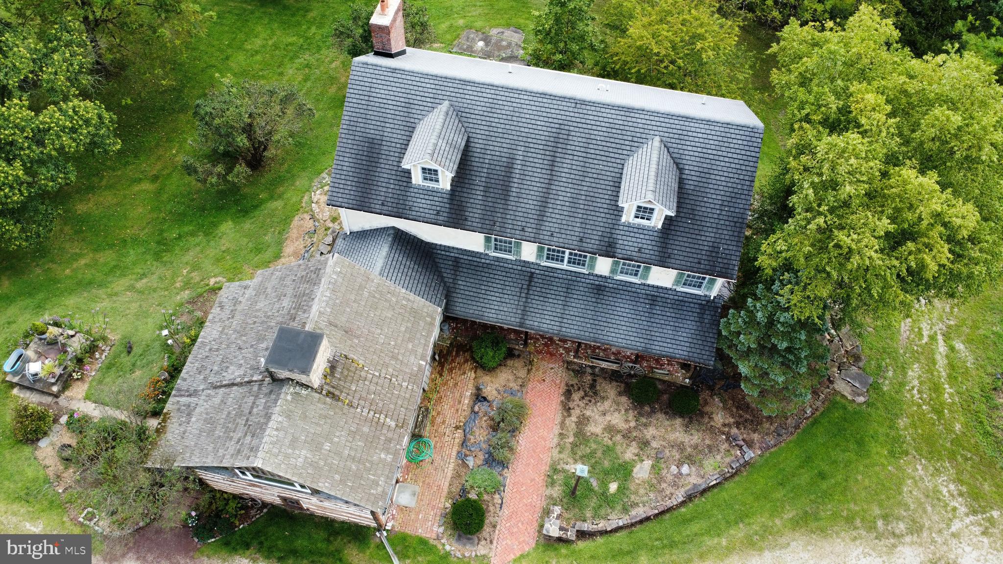 SADDLE RIDGE - Residential