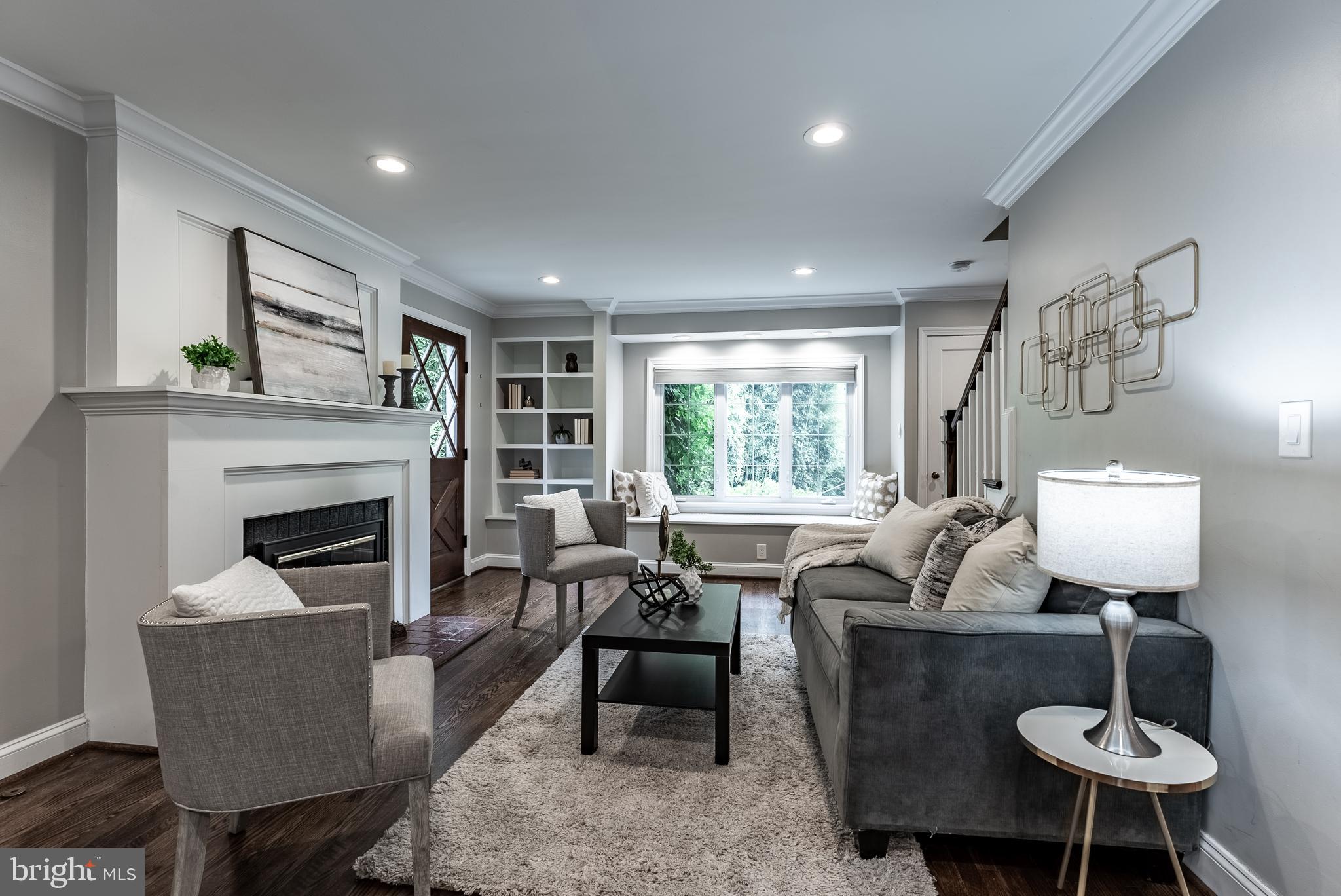 5632 GLENWOOD DRIVE