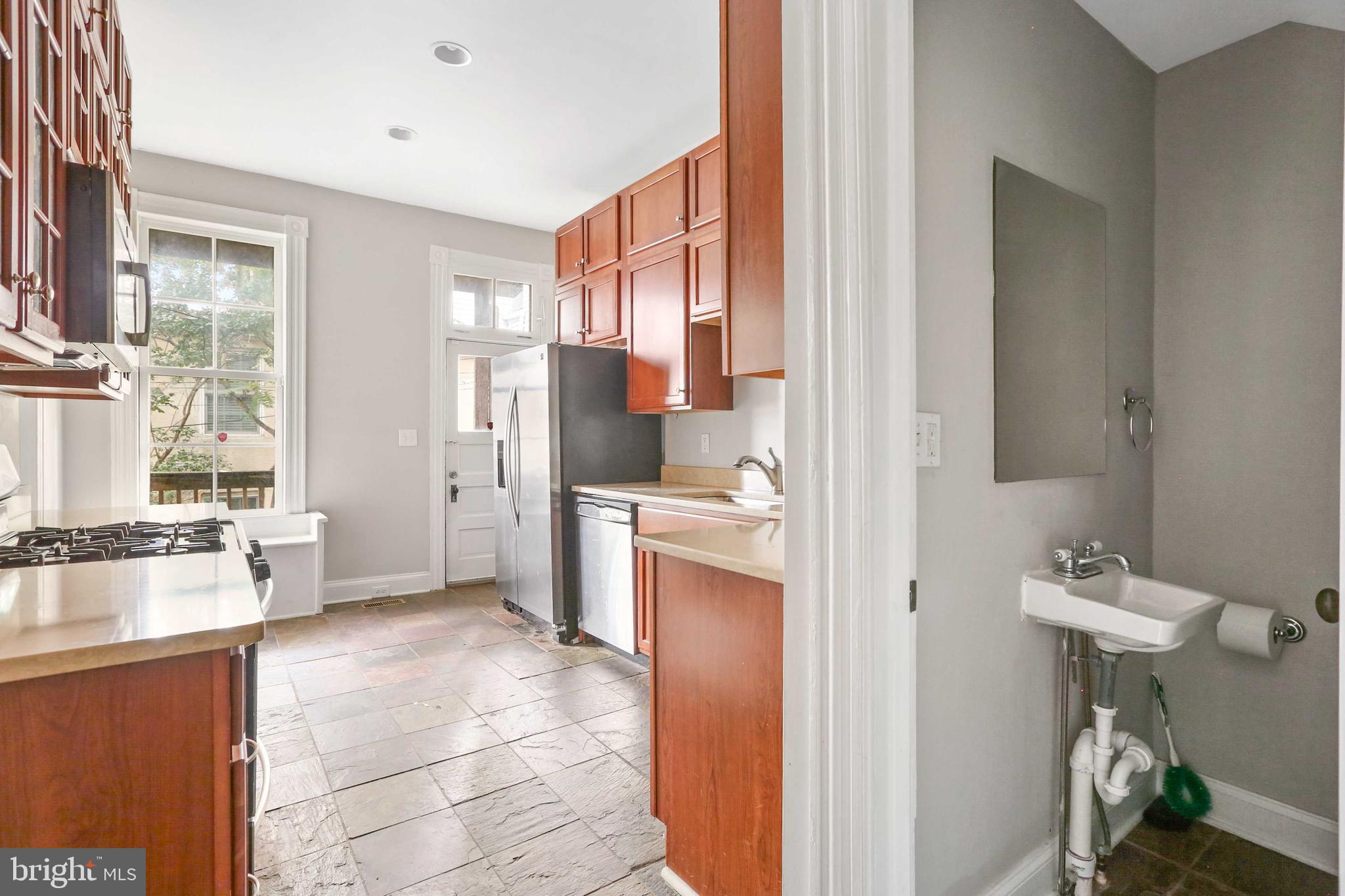 BUTCHER'S HILL - Residential Lease