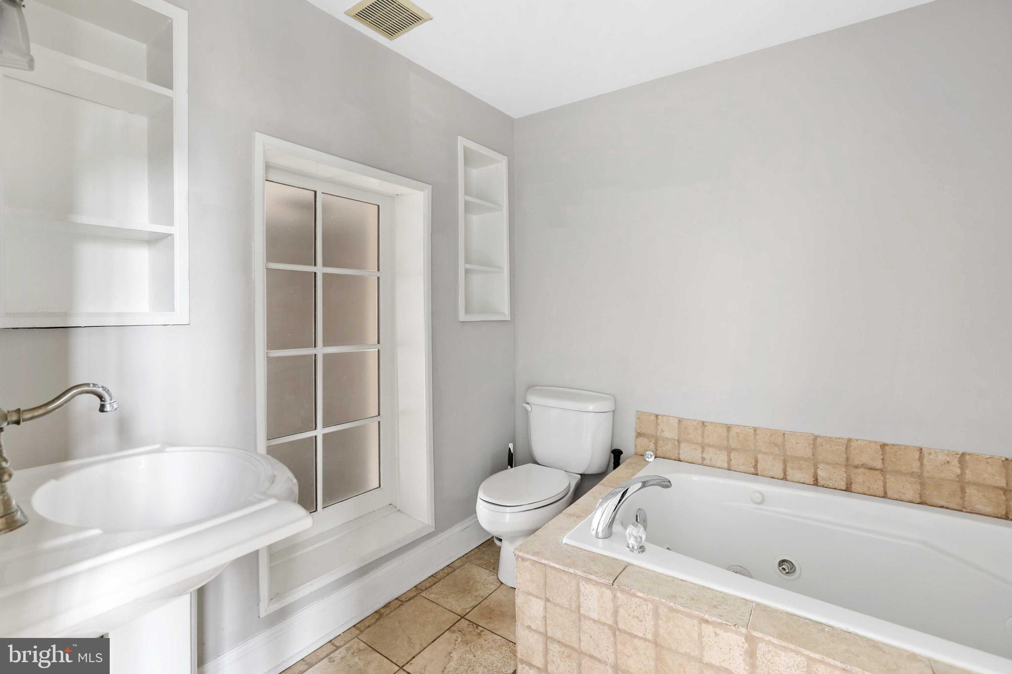 BUTCHER'S HILL - Residential Lease