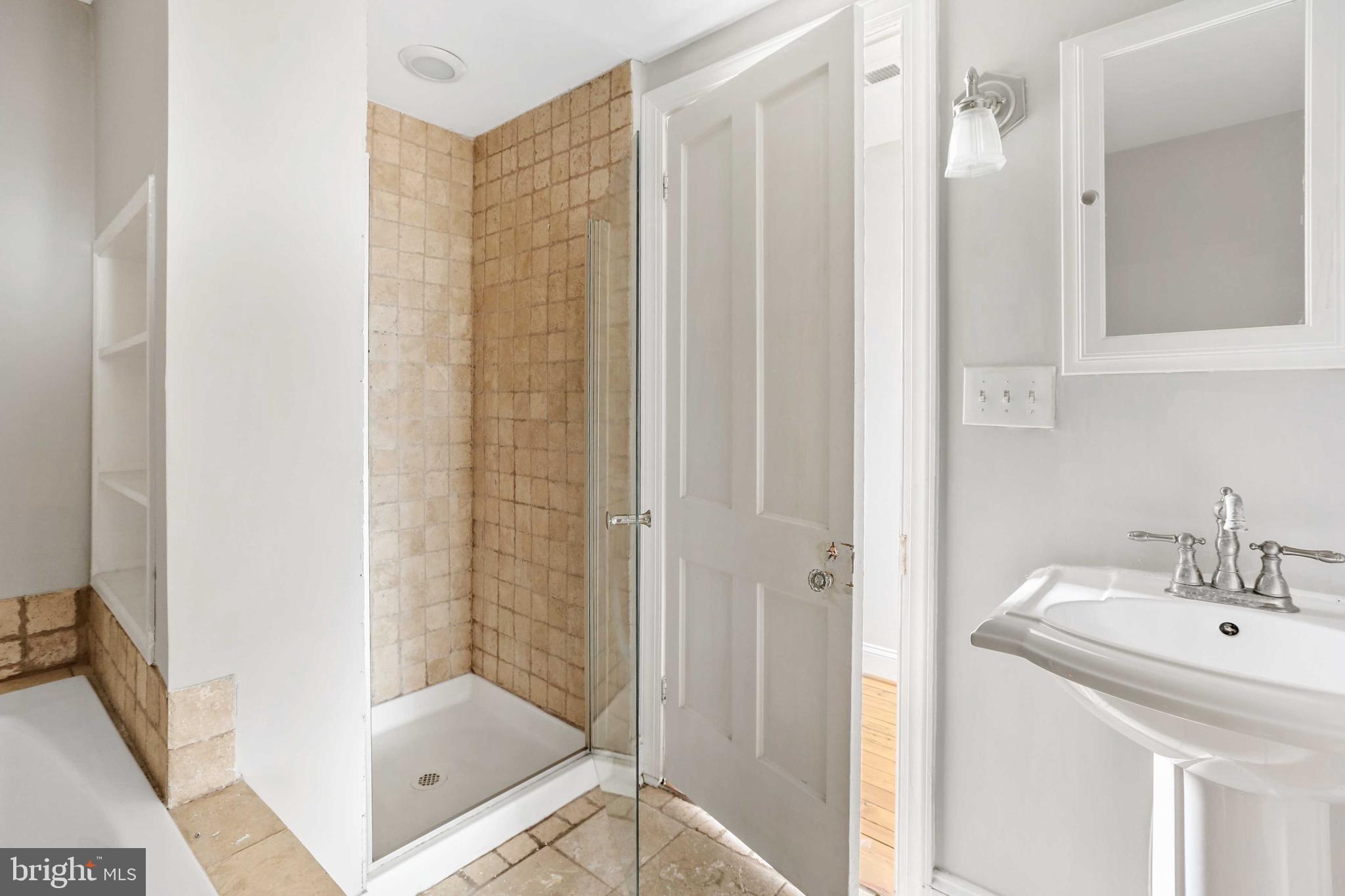 BUTCHER'S HILL - Residential Lease